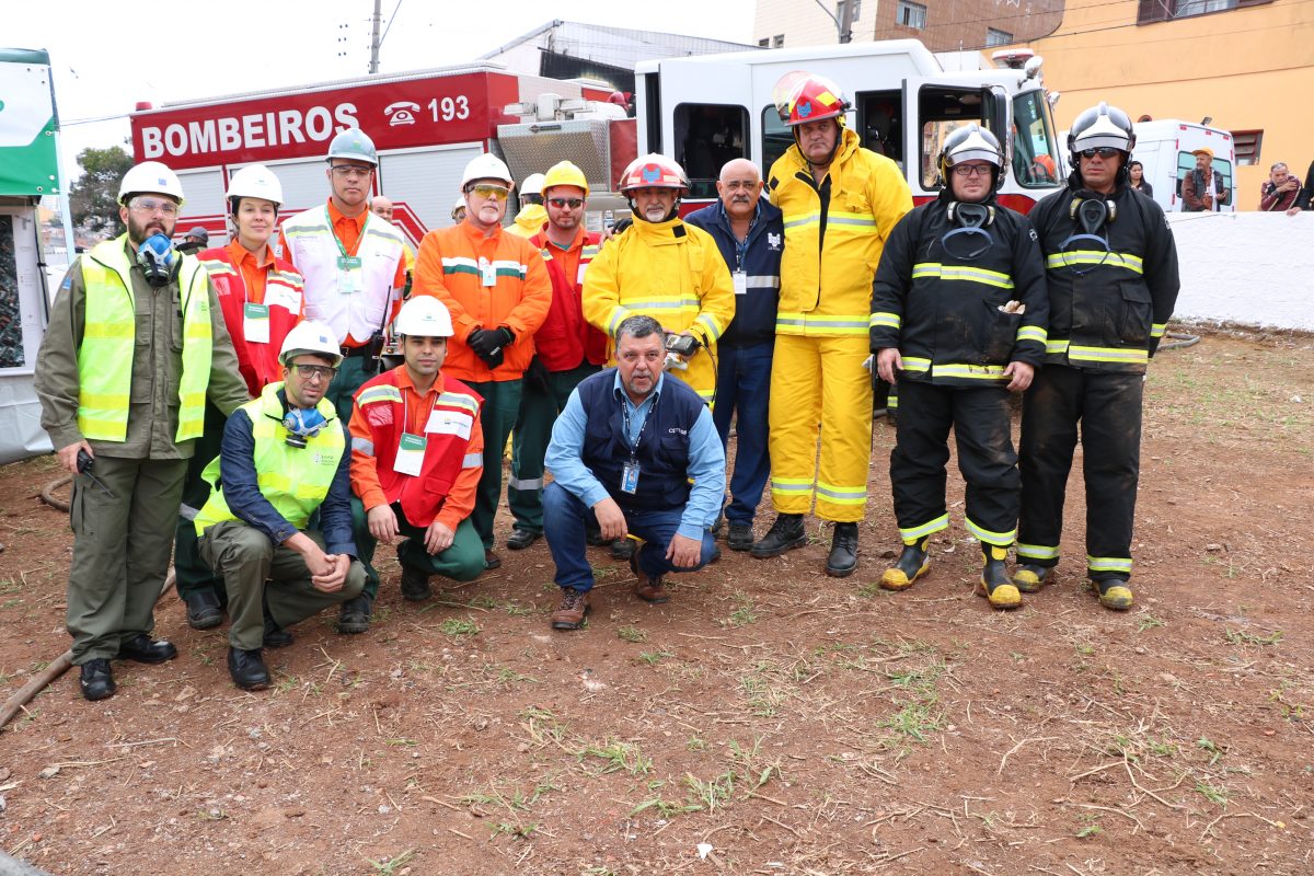 Leia mais sobre o artigo Equipe de Emergência participa de simulado de vazamento em duto