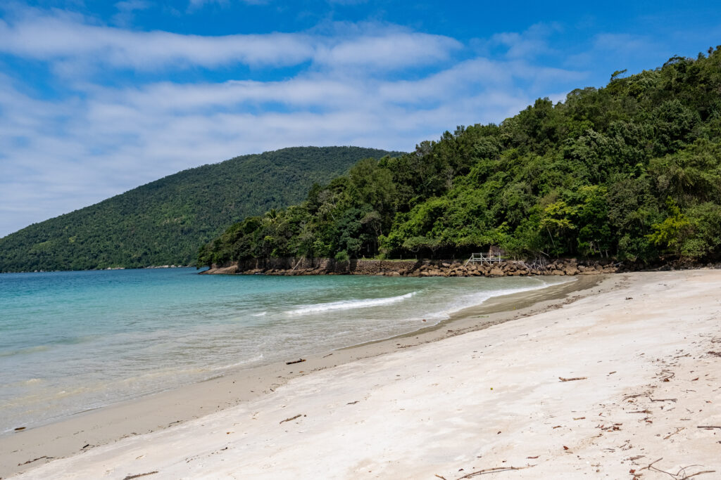 Leia mais sobre o artigo Final de verão aproveite e tome um banho de mar