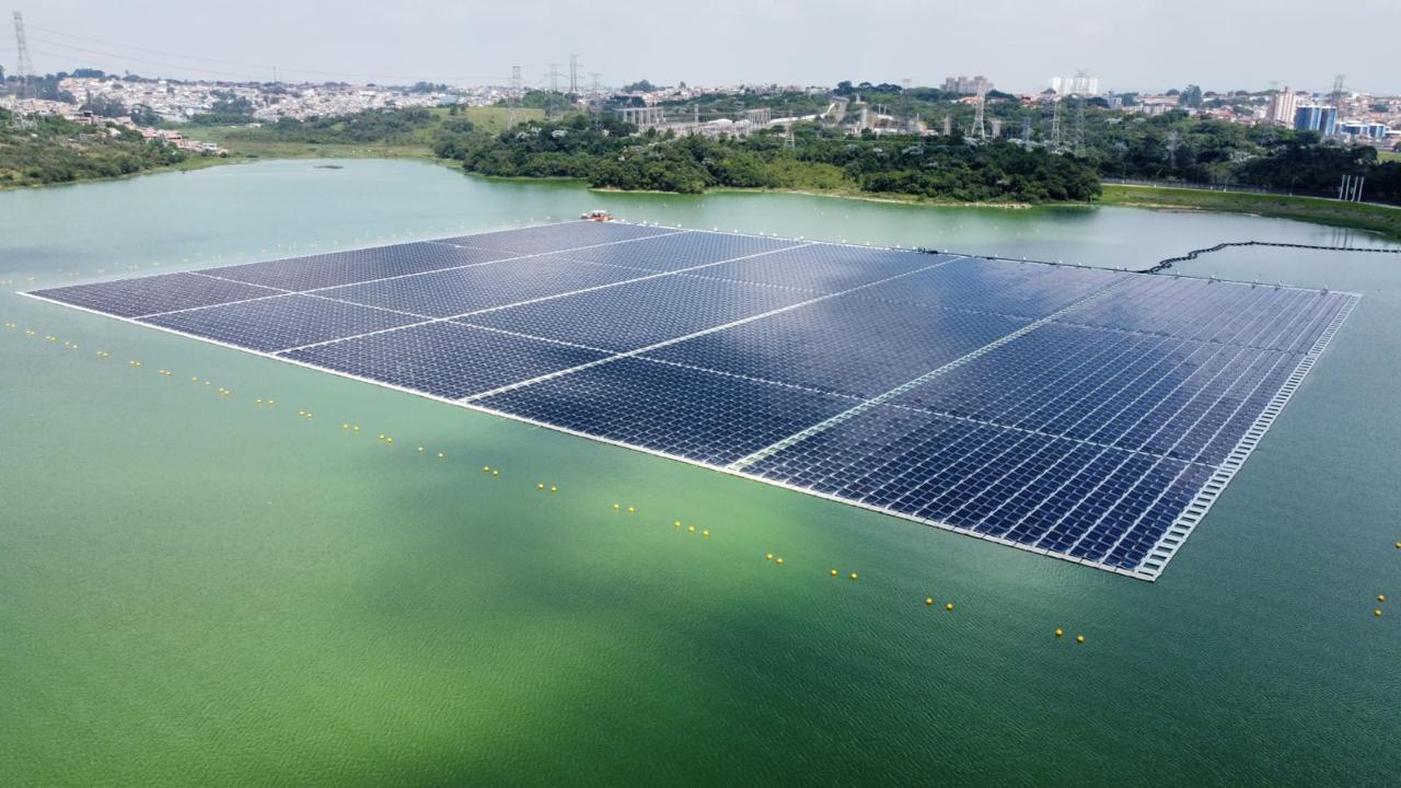 Leia mais sobre o artigo Usina fotovoltaica flutuante na Billings obtém LO